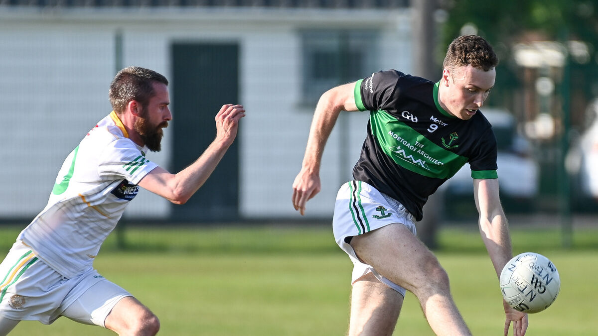 Division 1 FL: Nemo Rangers narrowly hold off St Michael's to keep final hopes alive
